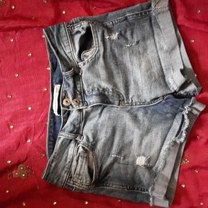 AMERICAN RAG distressed jean shorts. JUNIORS Size 3